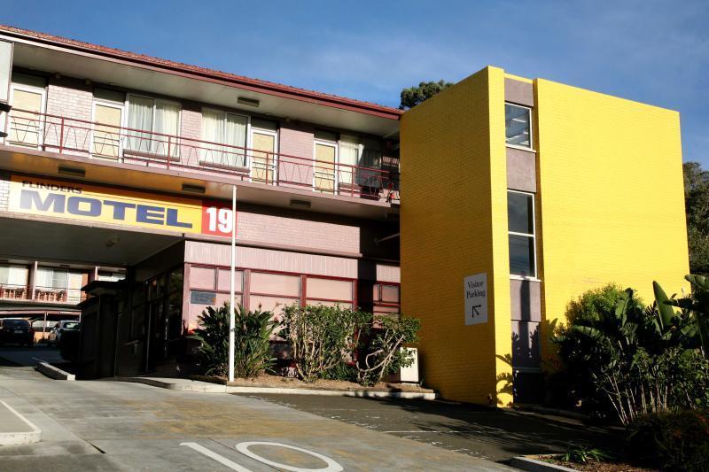 Flinders Motel Wollongong Exteriör bild