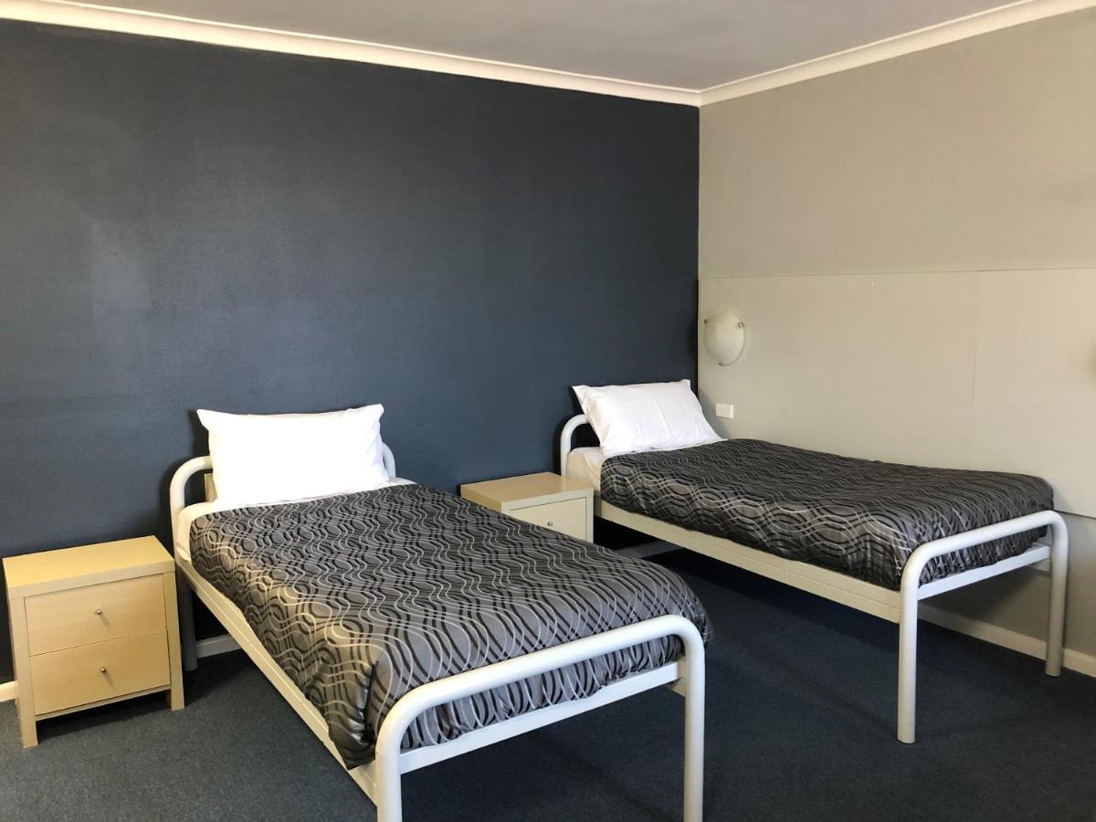 Flinders Motel Wollongong Exteriör bild